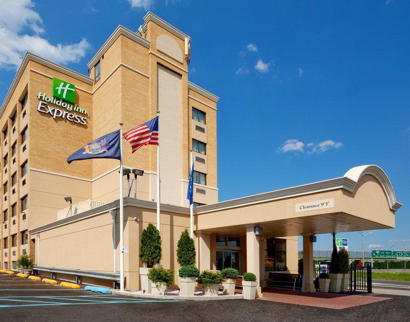 Holiday Inn Express Laguardia Airport, An Ihg Hotel New York Ngoại thất bức ảnh