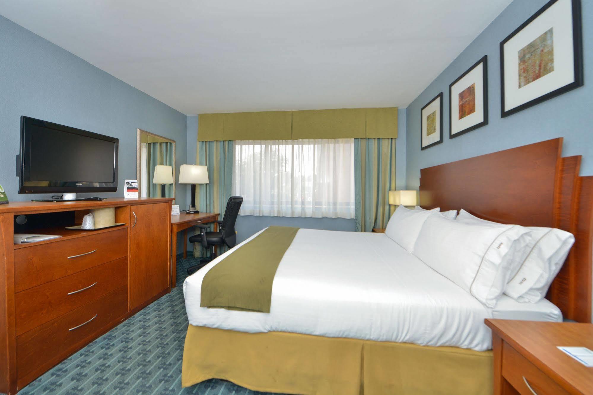 Holiday Inn Express Laguardia Airport, An Ihg Hotel New York Ngoại thất bức ảnh