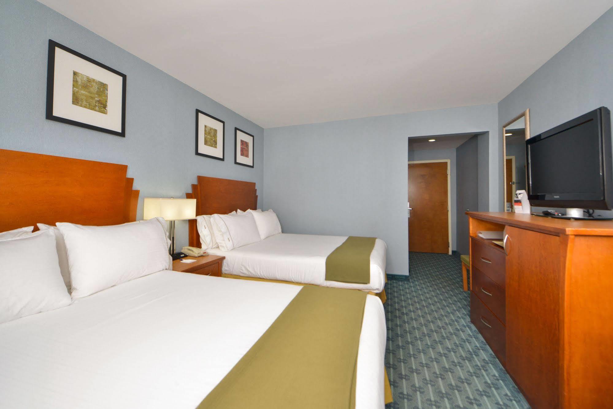 Holiday Inn Express Laguardia Airport, An Ihg Hotel New York Ngoại thất bức ảnh