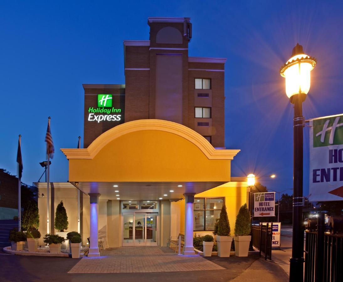 Holiday Inn Express Laguardia Airport, An Ihg Hotel New York Ngoại thất bức ảnh